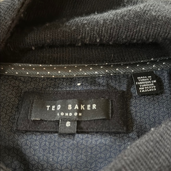 Men's Black Sweater - Picture 4 of 6